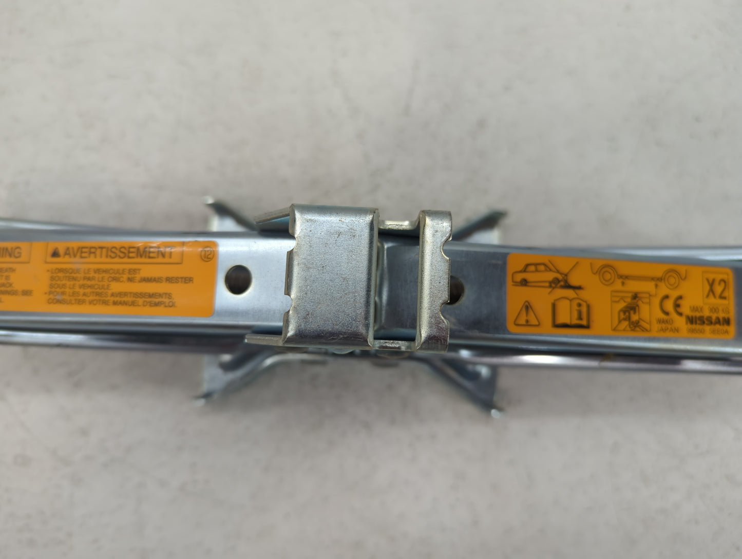 2022 Nissan Versa Spare Scissor Car Jack - Oemusedautoparts1.com