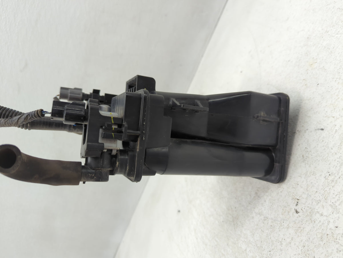 2022 Nissan Versa Fuel Vapor Charcoal Canister - Oemusedautoparts1.com