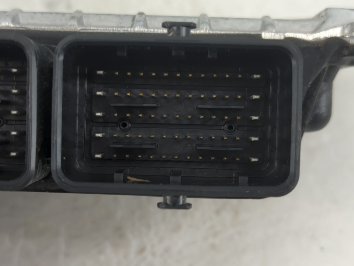 2020-2022 Nissan Versa PCM Engine Control Computer ECU ECM PCU OEM P/N:0129 2Y9 NEC983-070 Fits Fits 2020 2021 2022 OEM Used