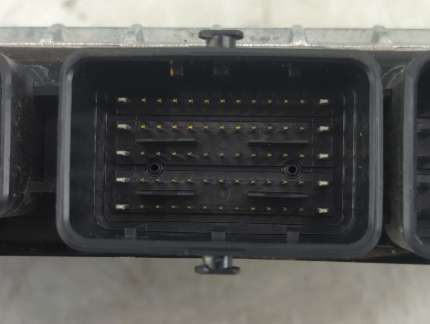 2020-2022 Nissan Versa PCM Engine Control Computer ECU ECM PCU OEM P/N:0129 2Y9 NEC983-070 Fits Fits 2020 2021 2022 OEM Used