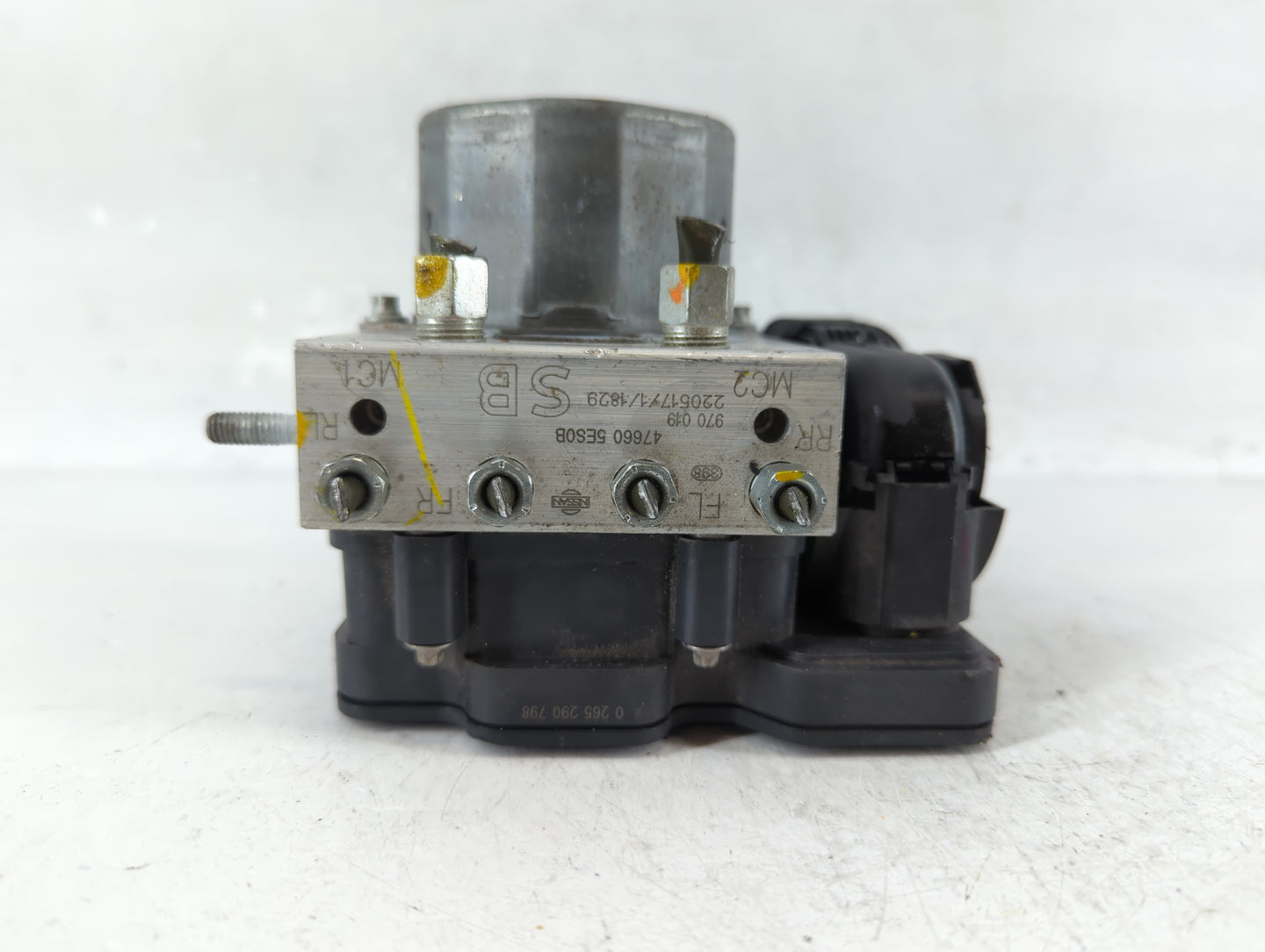 2020-2022 Nissan Versa ABS Pump Control Module Replacement P/N:47660 5ES0B Fits Fits 2020 2021 2022 OEM Used Auto Parts - Oe