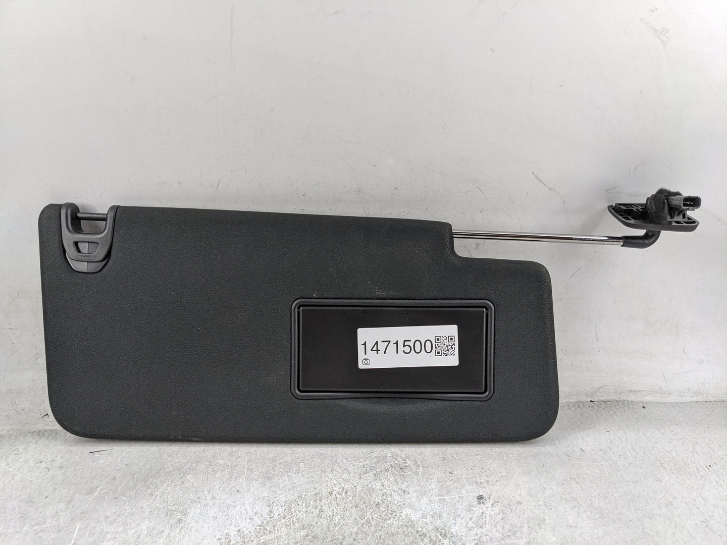 2019-2022 Ram 1500 Sun Visor Shade Replacement Passenger Right Mirror Fits Fits 2019 2020 2021 2022 OEM Used Auto Parts - Oe