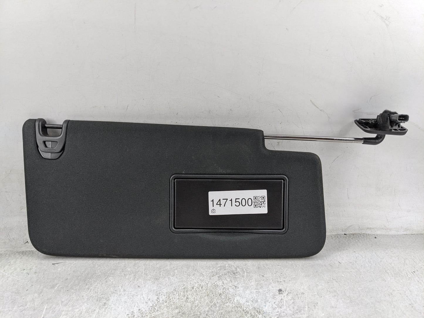 2019-2022 Ram 1500 Sun Visor Shade Replacement Passenger Right Mirror Fits Fits 2019 2020 2021 2022 OEM Used Auto Parts - Oe