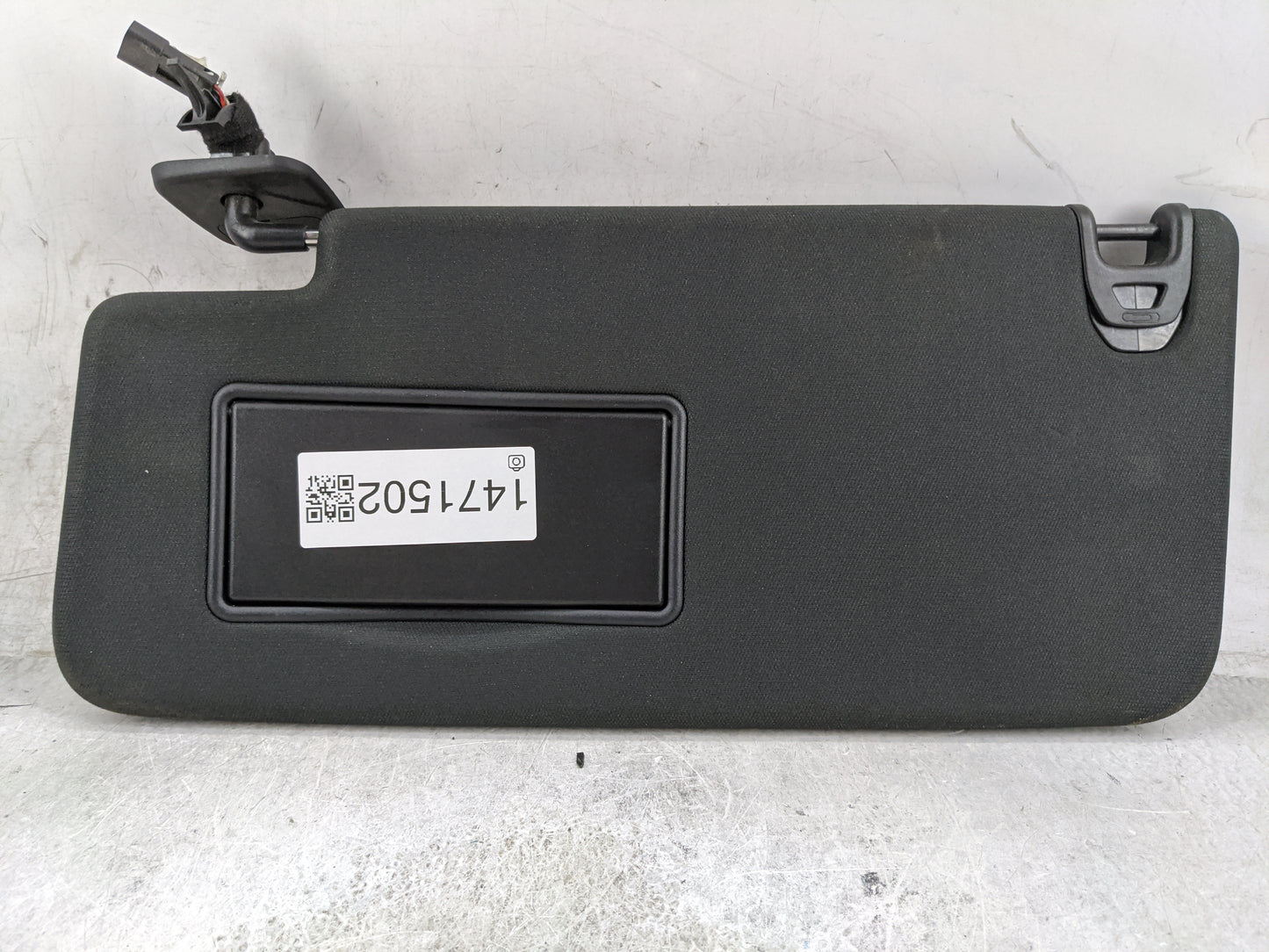 2019-2022 Ram 1500 Sun Visor Shade Replacement Driver Left Mirror Fits Fits 2019 2020 2021 2022 OEM Used Auto Parts - Oemuse