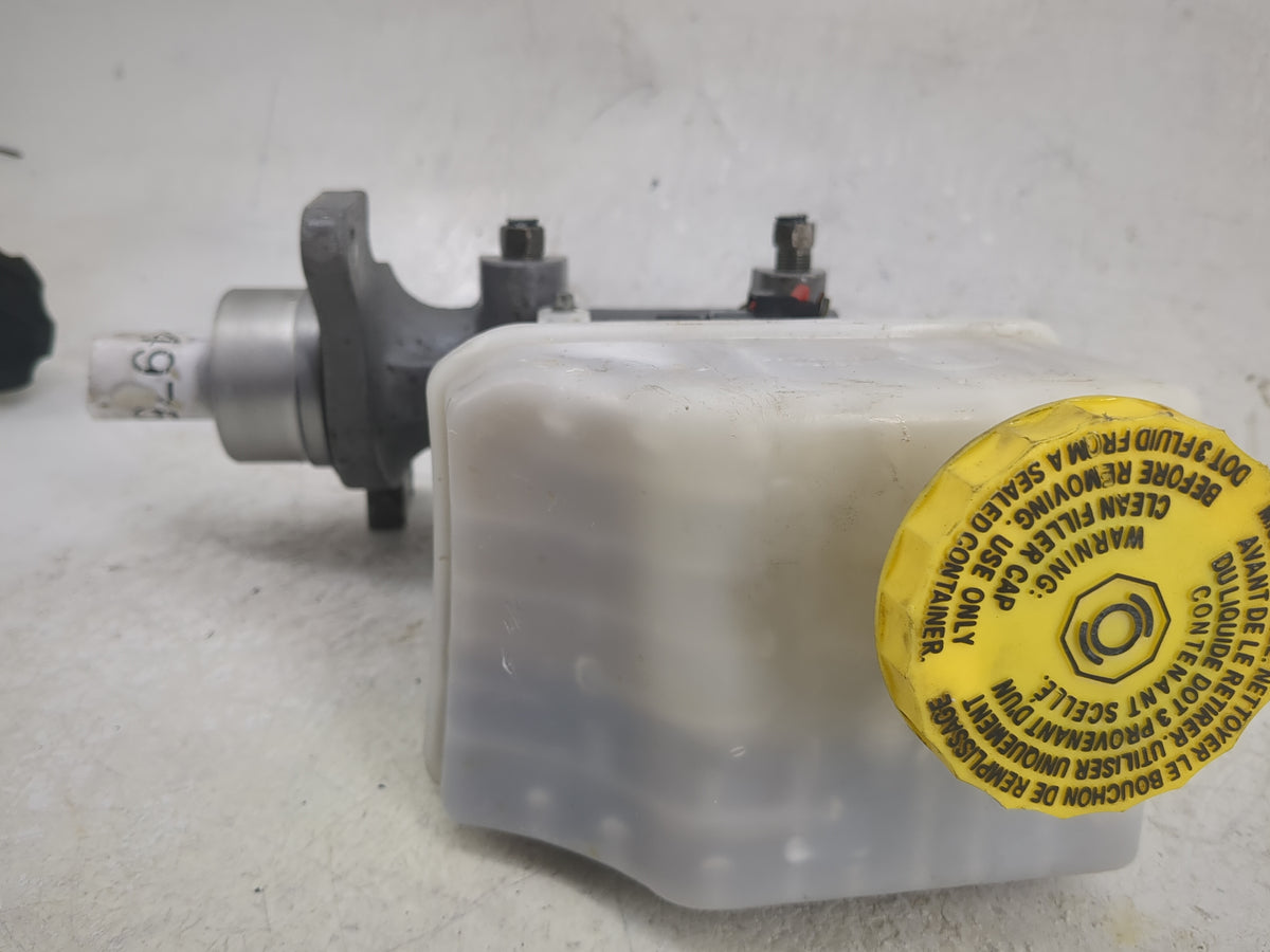 2019-2022 Ram 1500 Brake Master Cylinder 1497521 - Oemusedautoparts1.com