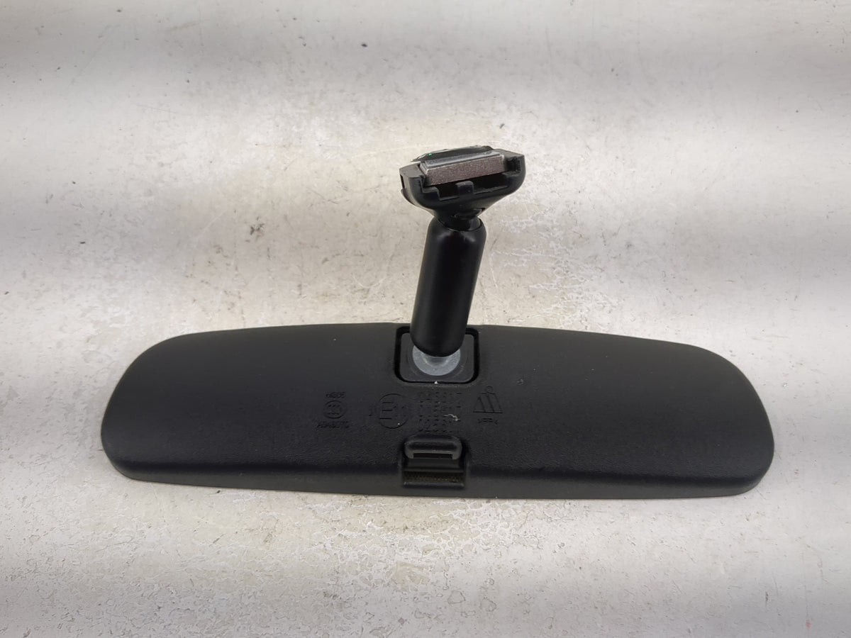 2022 Ram 1500 Interior Rear View Mirror Replacement OEM P/N:E11 045617 E11 015617, E11 025617 Fits OEM Used Auto Parts - Oem