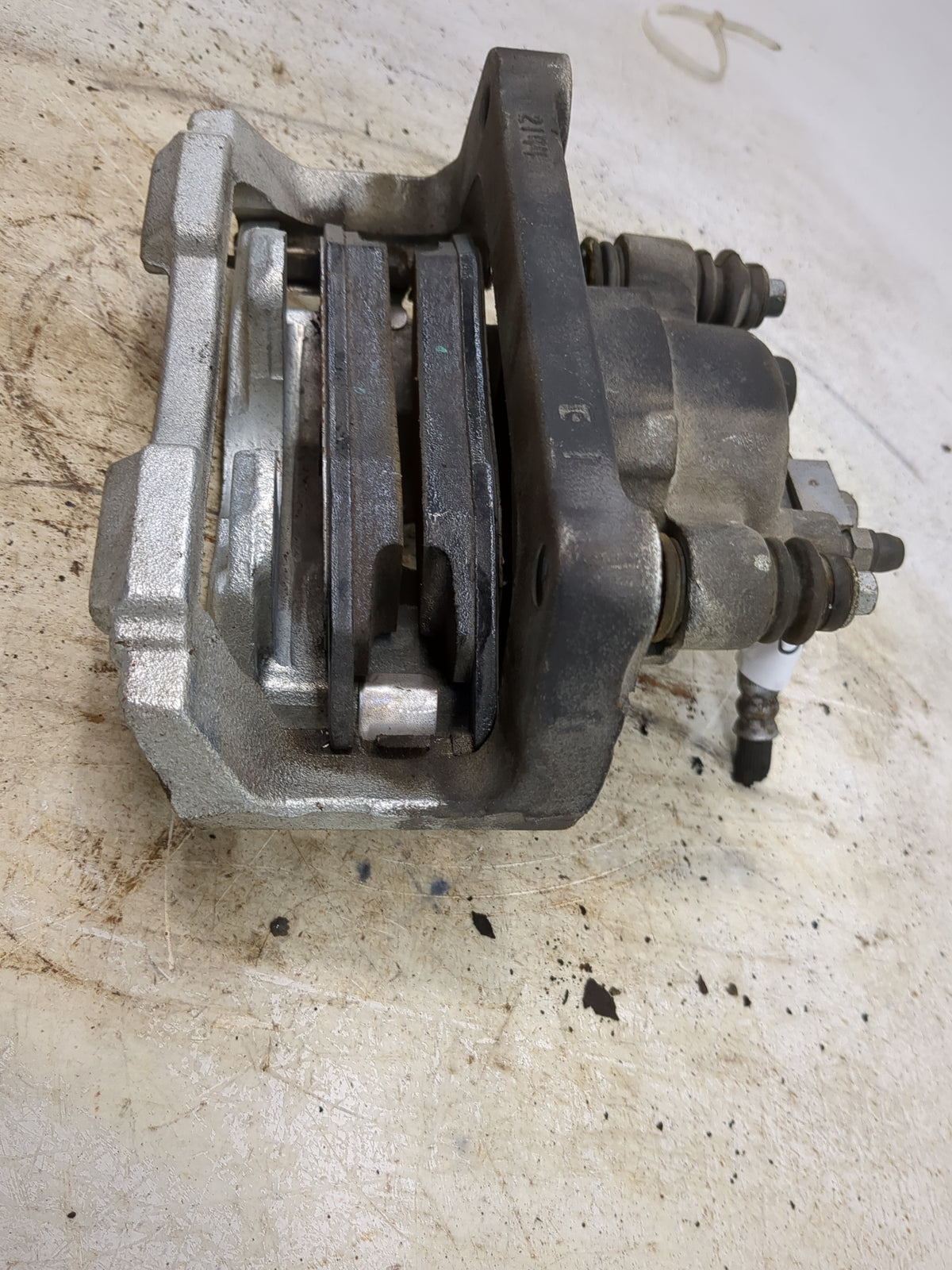 2011-2022 Ram 1500 Rear Driver Left Brake Caliper 1518894 - Oemusedautoparts1.com