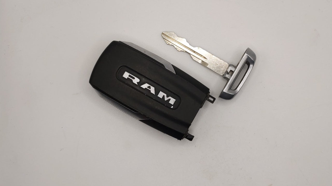 Ram 1500 Keyless Entry Remote Fob OHT-4882056 4 buttons - Oemusedautoparts1.com