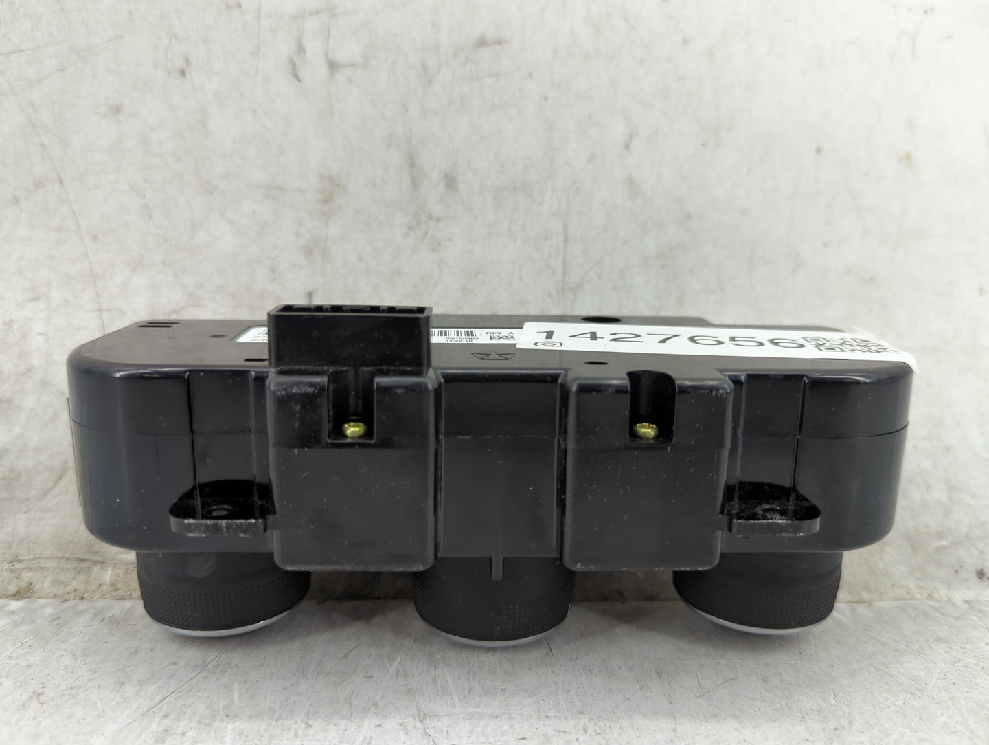2022 Ram 1500 Classic Climate Control Module Temperature AC/Heater Replacement P/N:P68268190AA Fits OEM Used Auto Parts - Oe