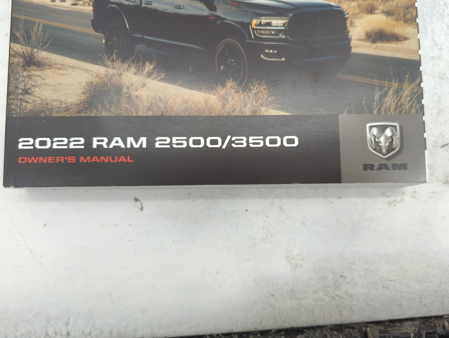 2022 Ram 2500 Owners Manual Book Guide P/N:22_DJD2_OM_EN_USC OEM Used Auto Parts - Oemusedautoparts1.com