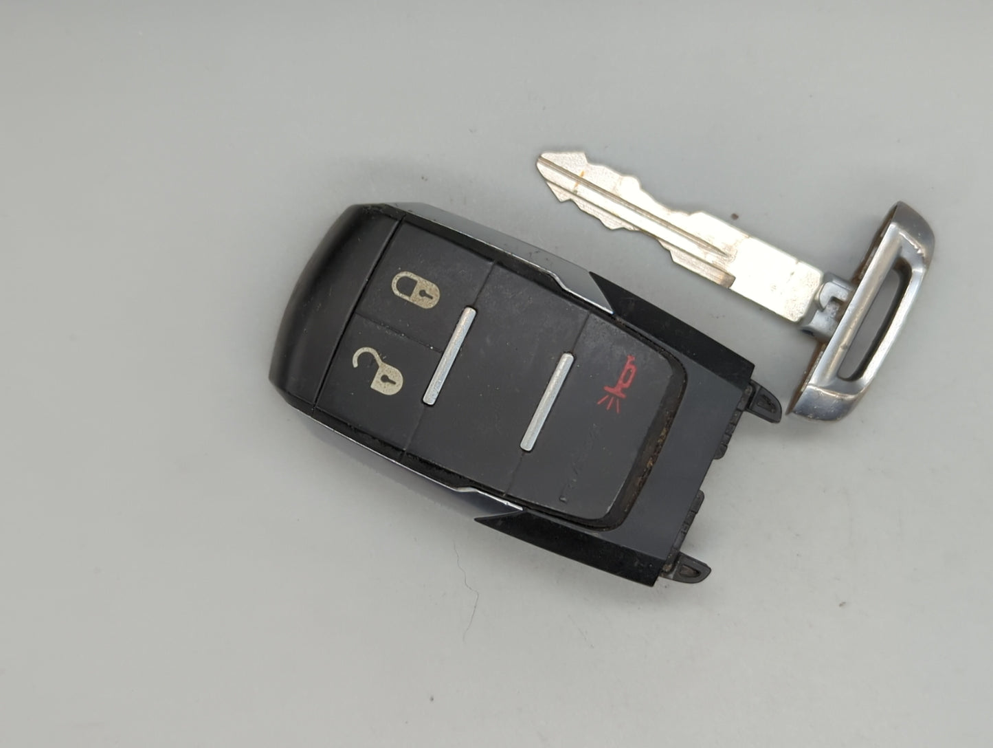 Ram 2500 Keyless Entry Remote Fob GQ4-76T 3 buttons - Oemusedautoparts1.com