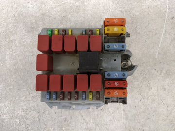 2020-2022 Ram Promaster Fusebox Fuse Box Panel Relay Module P/N:68305537AA Fits Fits 2020 2021 2022 OEM Used Auto Parts - Oe