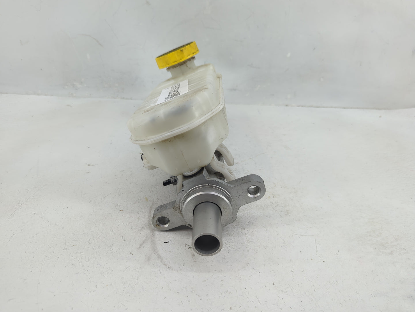 2014-2022 Ram Promaster 2500 Brake Master Cylinder - Oemusedautoparts1.com