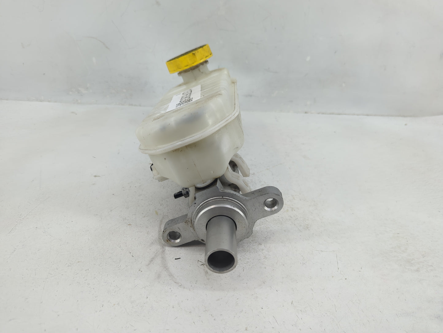 2014-2022 Ram Promaster 2500 Brake Master Cylinder - Oemusedautoparts1.com