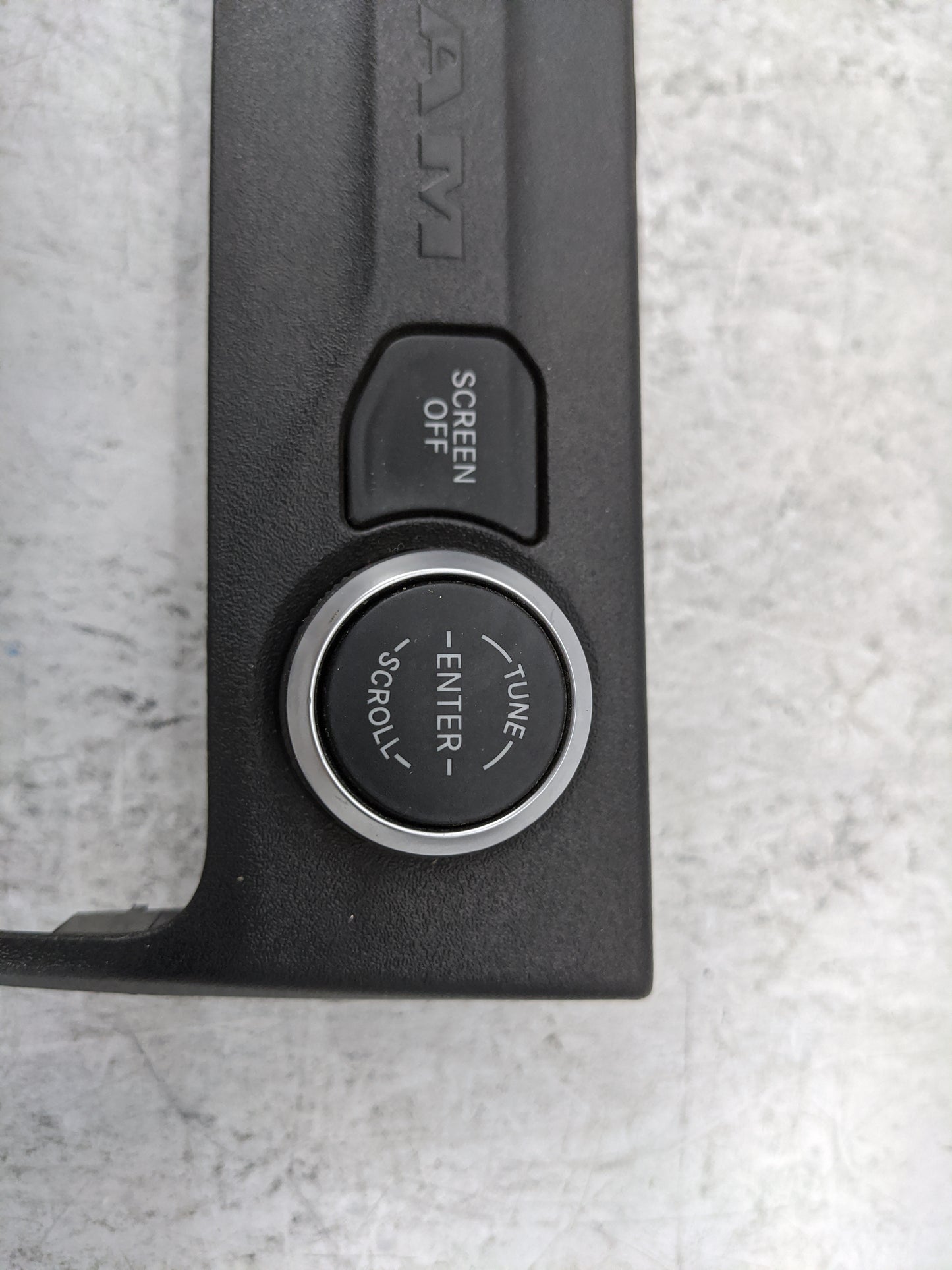 2022 Ram Promaster 2500 Radio Control Panel Black - Oemusedautoparts1.com