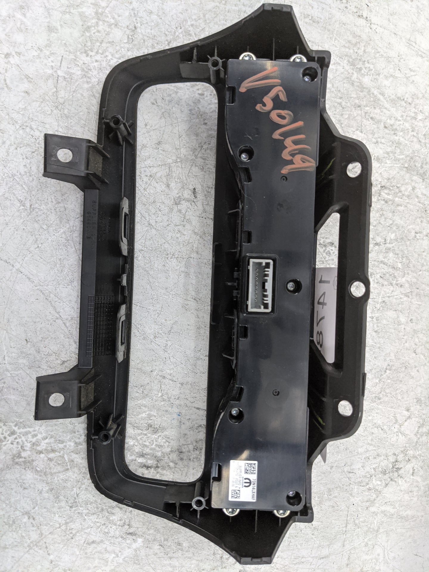 2022 Ram Promaster 2500 Radio Control Panel Black - Oemusedautoparts1.com