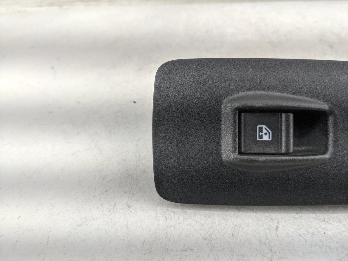 2022 Ram Promaster 3500 Passenger Right Power Window Switch - Oemusedautoparts1.com