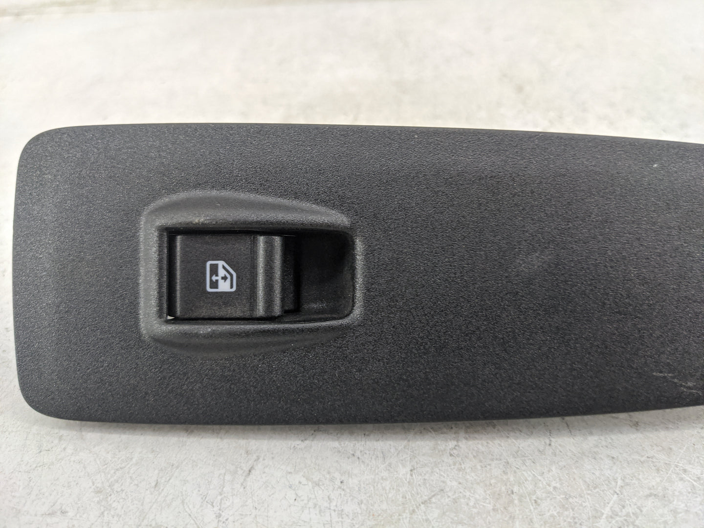 2022 Ram Promaster 3500 Passenger Right Power Window Switch - Oemusedautoparts1.com