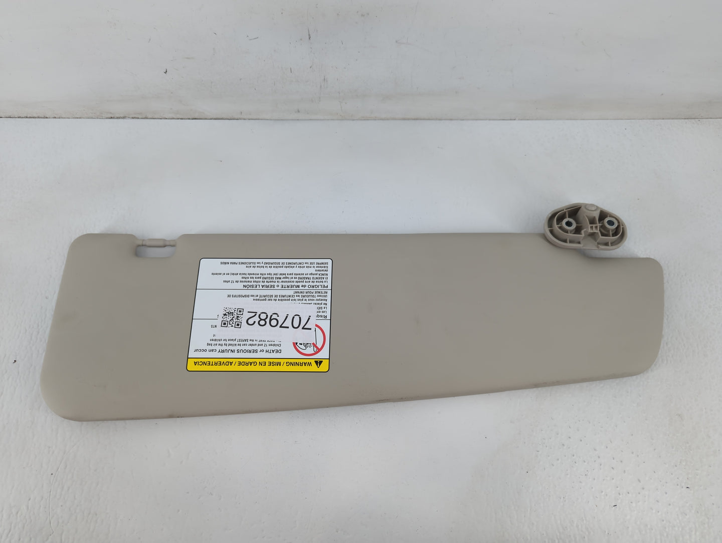 2014-2022 Ram Promaster 3500 Sun Visor Shade Replacement Passenger Right Mirror Fits OEM Used Auto Parts - Oemusedautoparts1