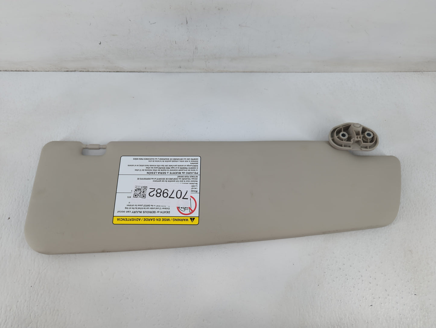 2014-2022 Ram Promaster 3500 Sun Visor Shade Replacement Passenger Right Mirror Fits OEM Used Auto Parts - Oemusedautoparts1