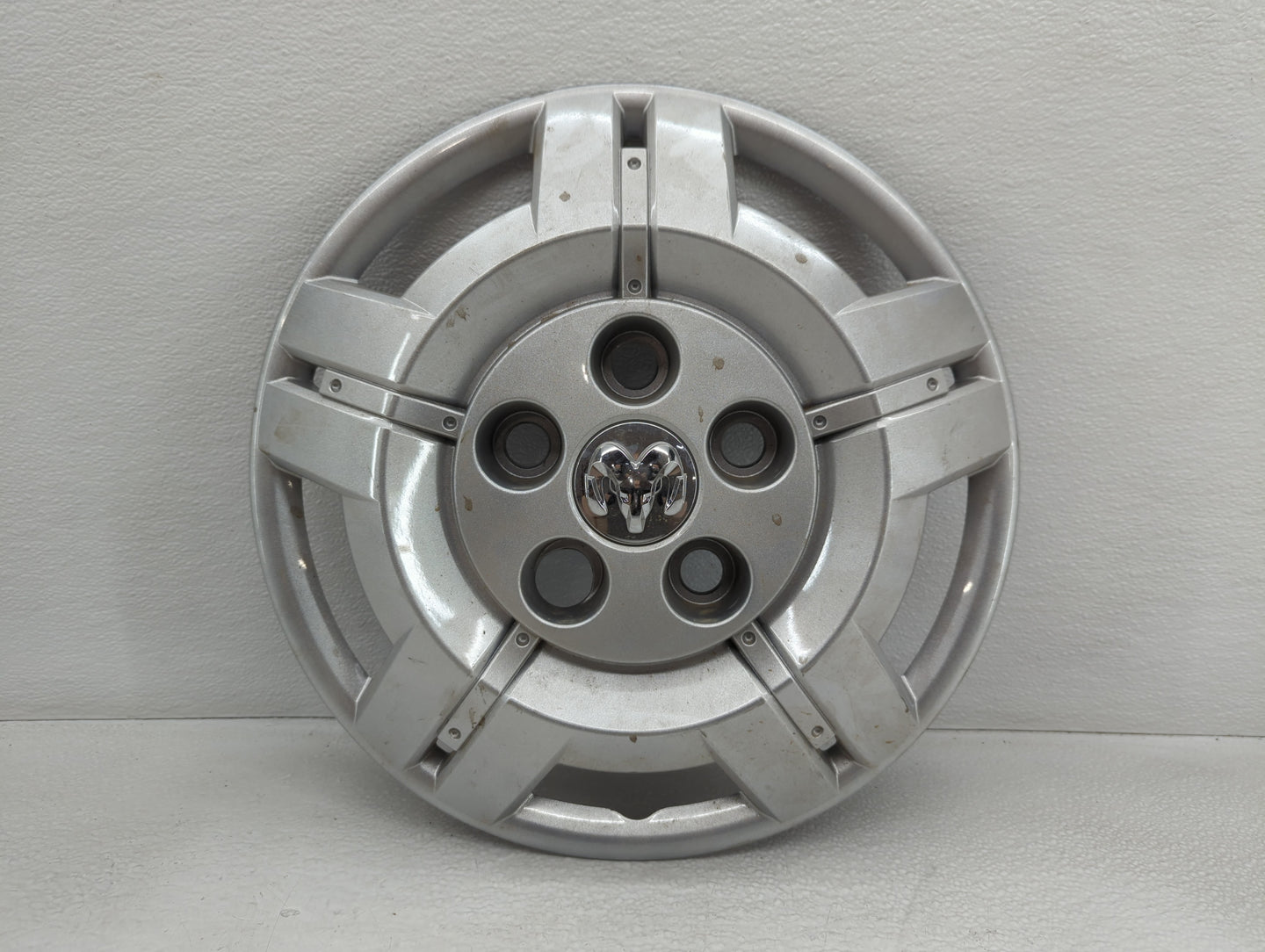 2022 Ram Promaster 3500 Rim Wheel Center Cap - Oemusedautoparts1.com
