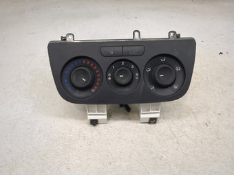 compare product 2019-2022 Ram Promaster City Climate Control Module Temperature AC/Heater Replacement P/N:735691473 0202120209 Fits OEM Used Auto Parts