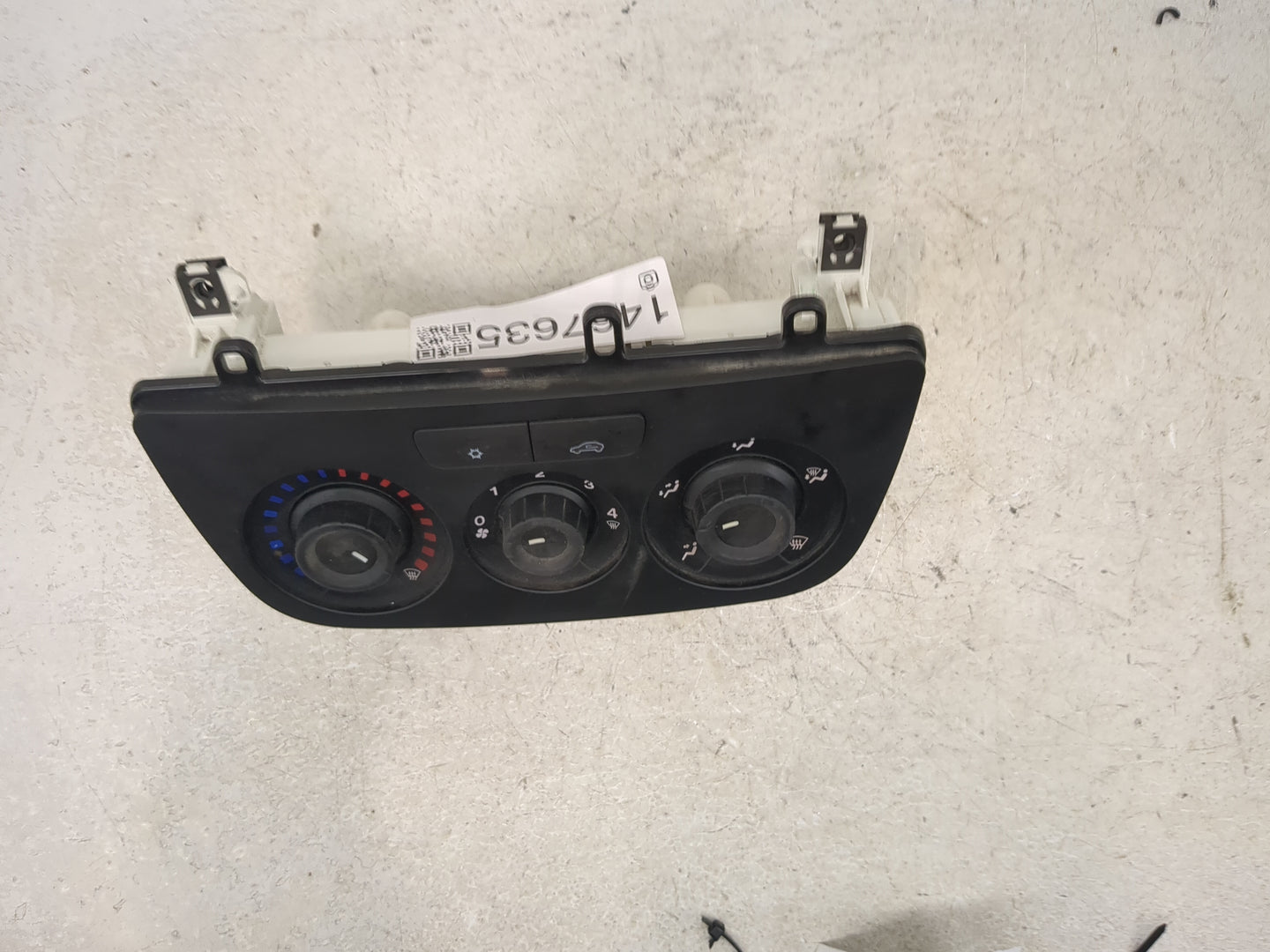 2019-2022 Ram Promaster City Climate Control Module Temperature AC/Heater Replacement P/N:735691473 0202120209 Fits OEM Used