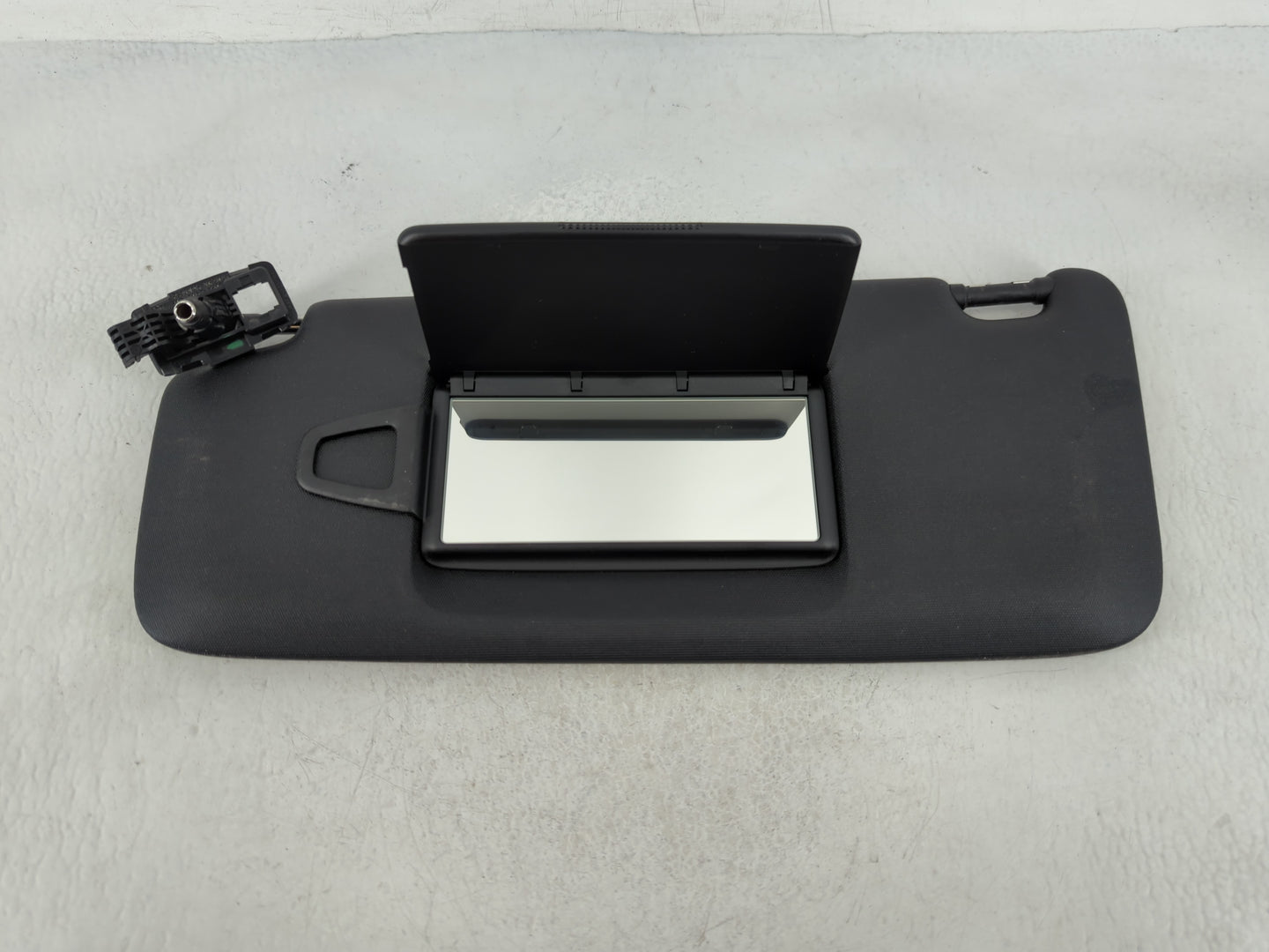 2022 Saturn Sl Sun Visor Shade Replacement Driver Left Mirror Fits OEM Used Auto Parts - Oemusedautoparts1.com