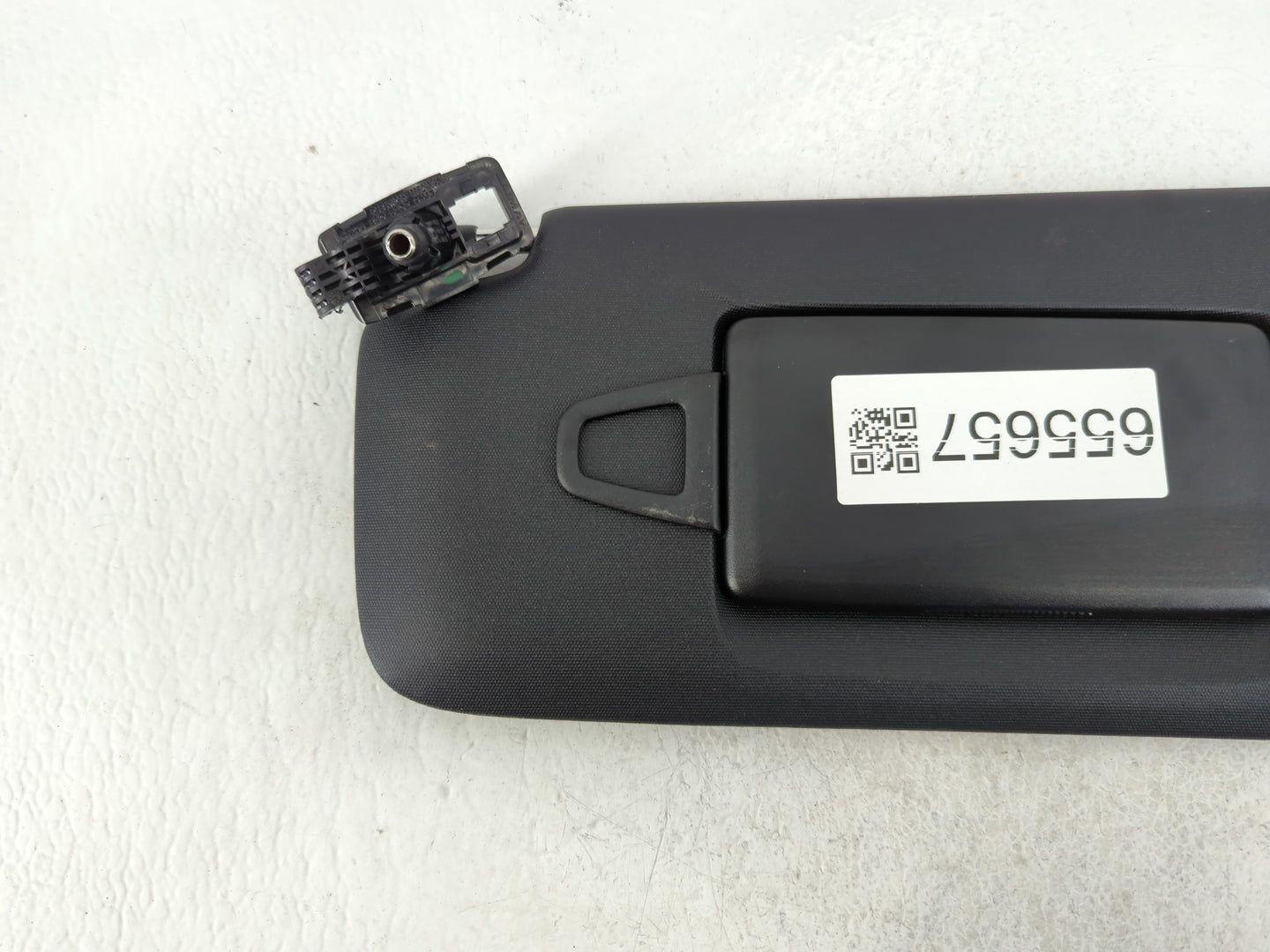 2022 Saturn Sl Sun Visor Shade Replacement Driver Left Mirror Fits OEM Used Auto Parts - Oemusedautoparts1.com