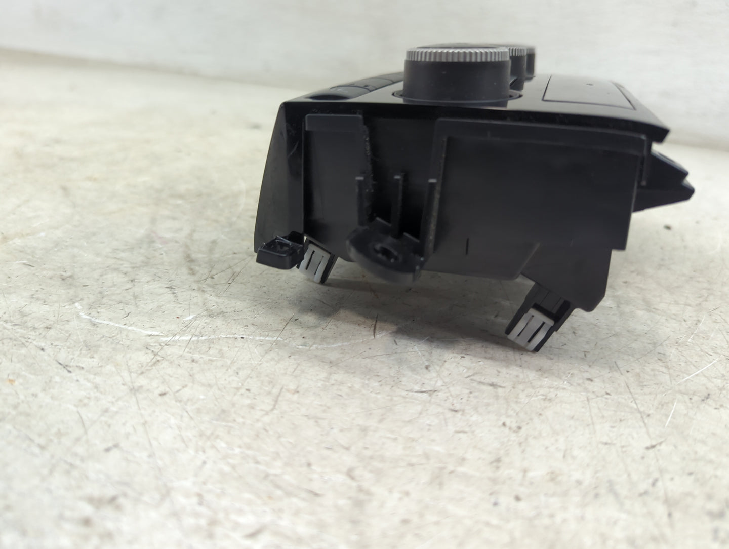 2022 Subaru Ascent Climate Control Module Temperature AC/Heater Replacement P/N:72311XC01A Fits OEM Used Auto Parts - Oemuse