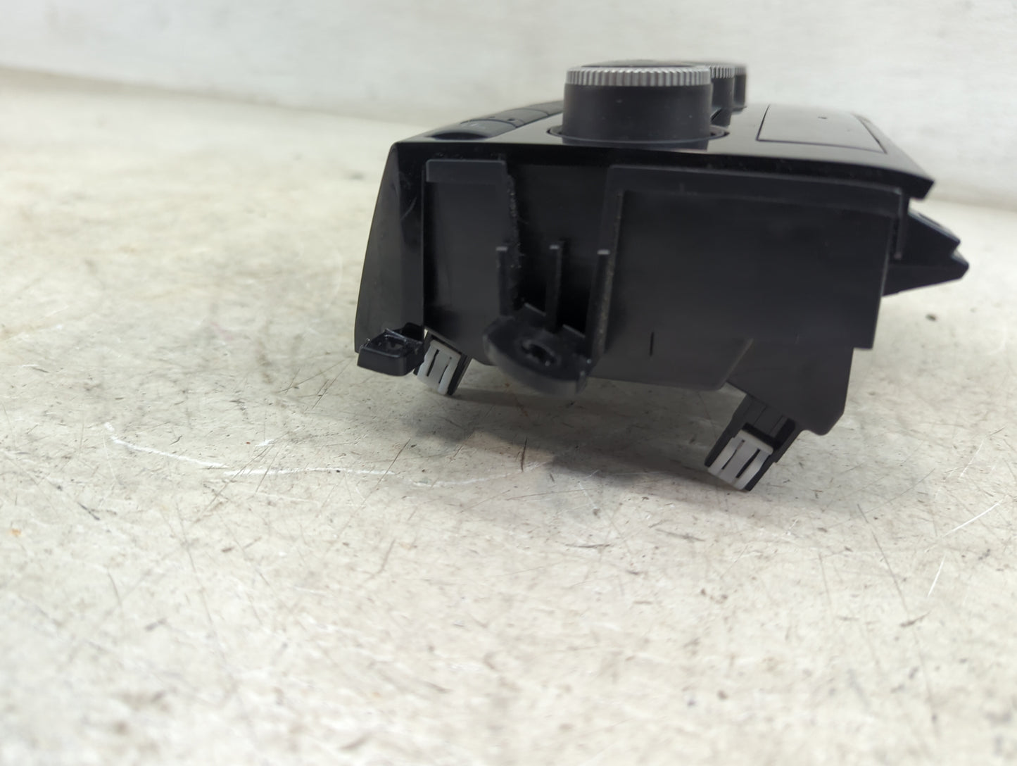 2022 Subaru Ascent Climate Control Module Temperature AC/Heater Replacement P/N:72311XC01A Fits OEM Used Auto Parts - Oemuse
