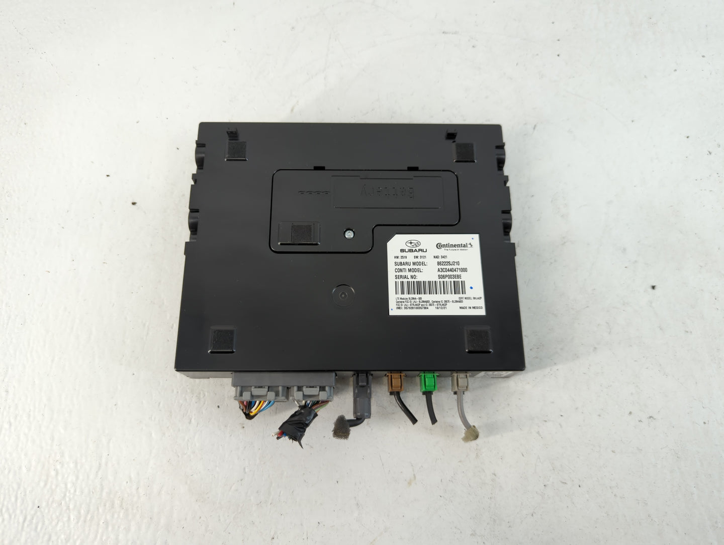 2021-2022 Subaru Forester Radio AM FM Cd Player Receiver Replacement P/N:86222SJ210 Fits Fits 2021 2022 OEM Used Auto Parts 