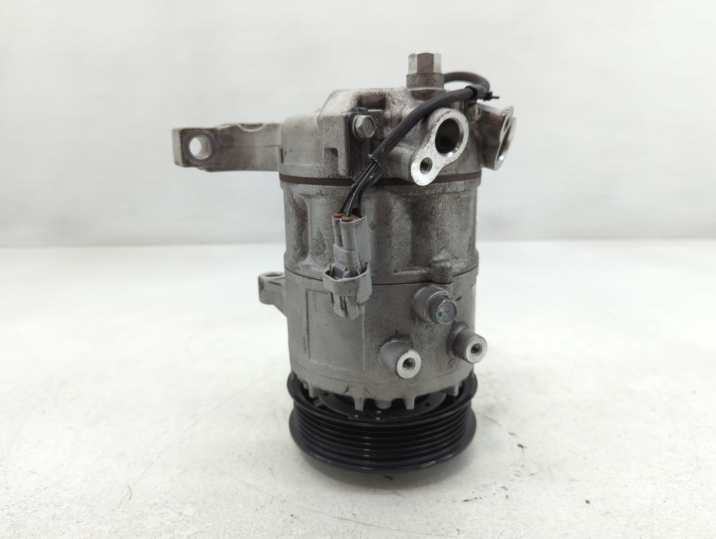 2022 Subaru Forester Air Conditioning A/c Ac Compressor Oem - Oemusedautoparts1.com