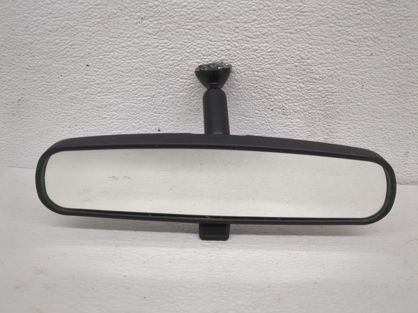 2017-2022 Subaru Impreza Interior Rear View Mirror Replacement OEM P/N:E8011681 Fits OEM Used Auto Parts - Oemusedautoparts1