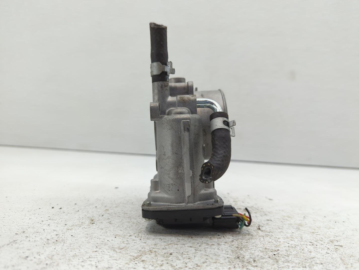 2017-2022 Subaru Impreza Throttle Body P/N:16112AA470 Fits Fits 2017 2018 2019 2020 2021 2022 OEM Used Auto Parts - Oemuseda