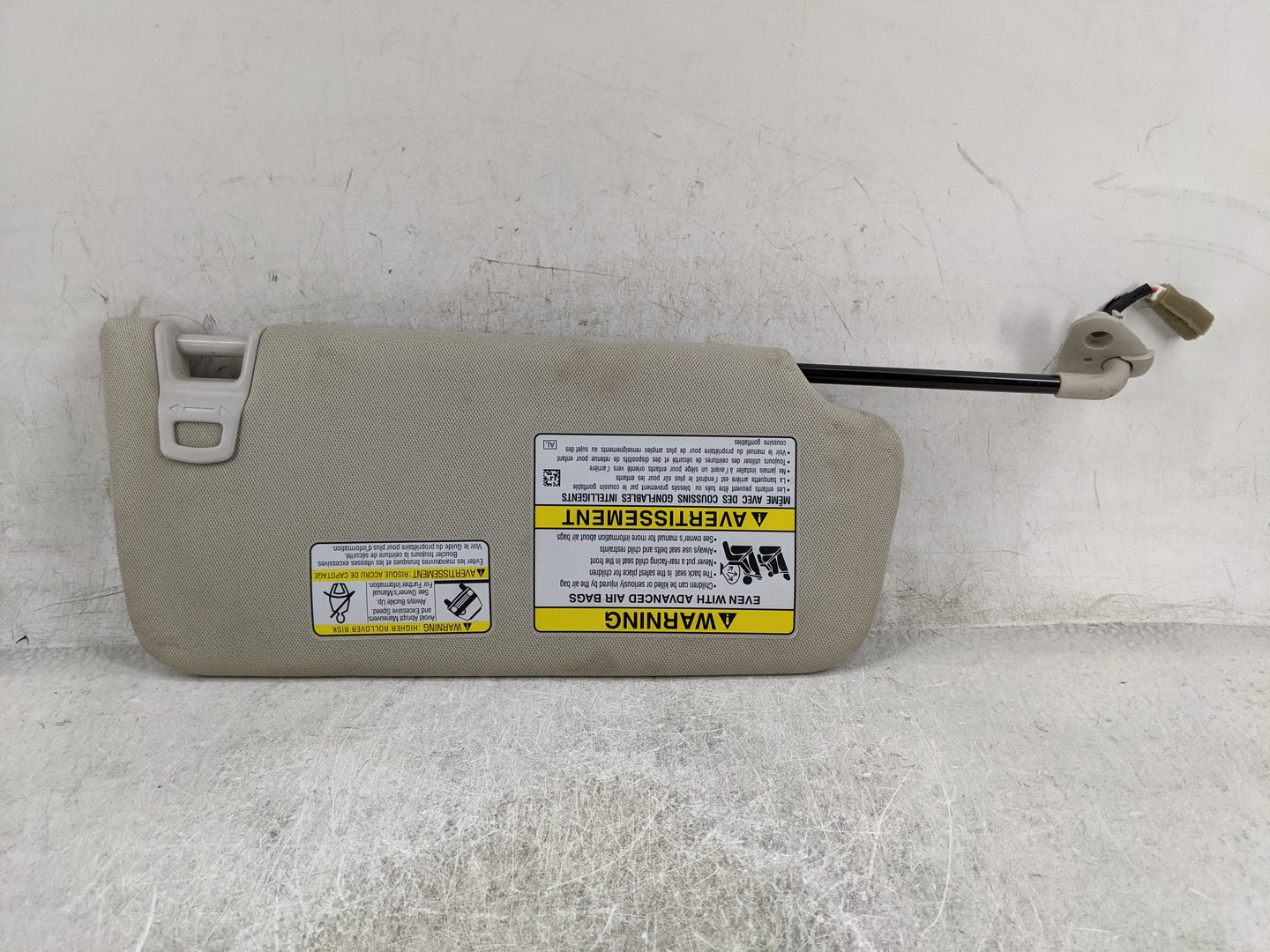 2022 Subaru Legacy Sun Visor Shade Replacement Driver Left Mirror Fits OEM Used Auto Parts - Oemusedautoparts1.com