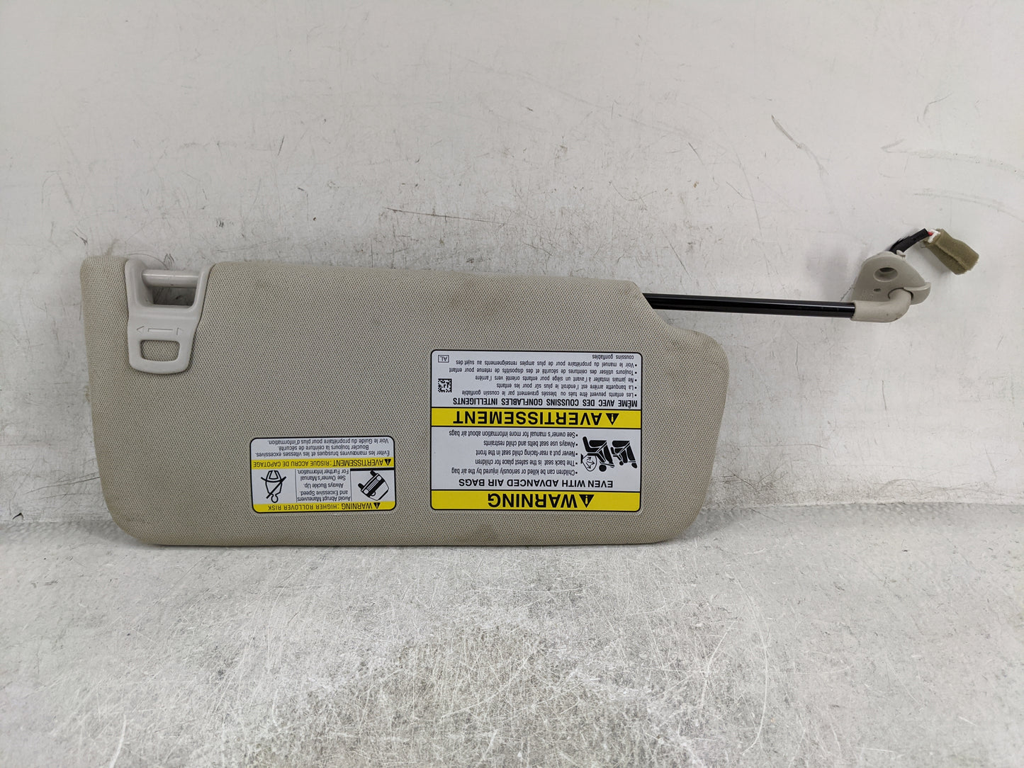 2022 Subaru Legacy Sun Visor Shade Replacement Driver Left Mirror Fits OEM Used Auto Parts - Oemusedautoparts1.com