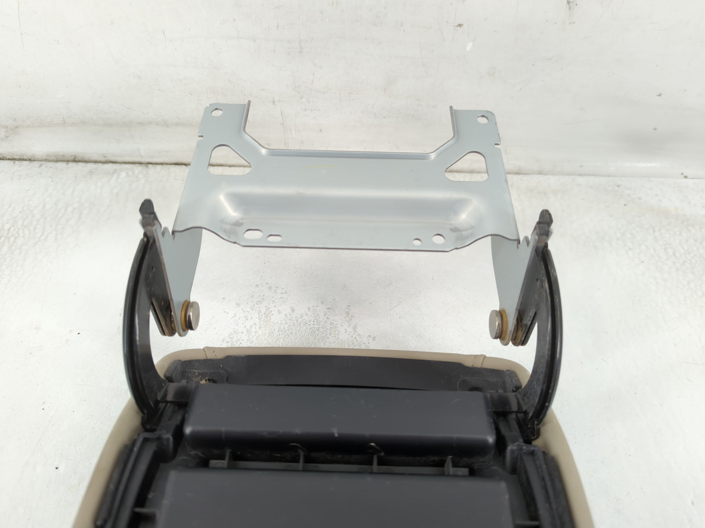 2022 Subaru Legacy Center Console Armrest Cover Lid Fits OEM Used Auto Parts - Oemusedautoparts1.com