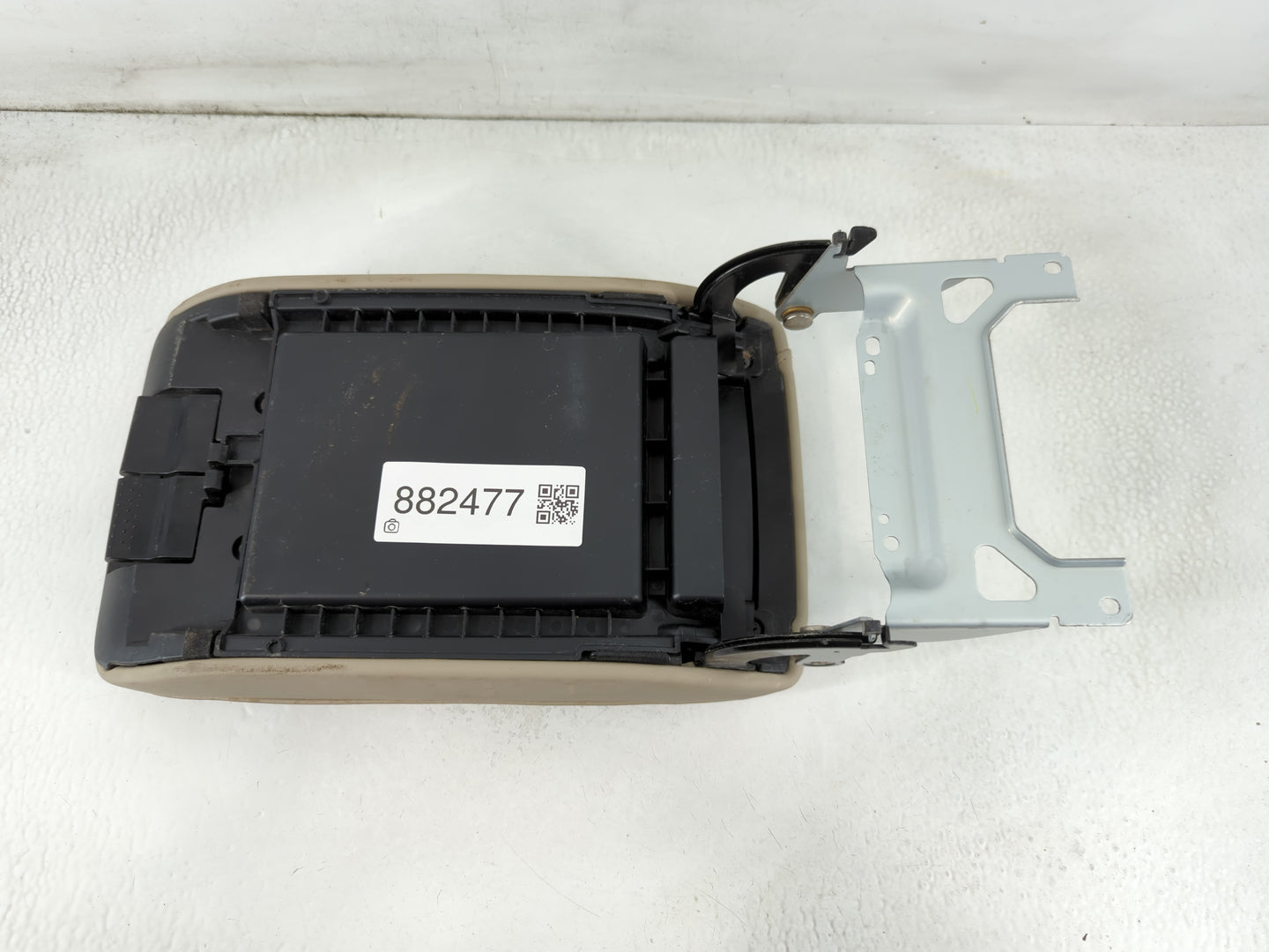 2022 Subaru Legacy Center Console Armrest Cover Lid Fits OEM Used Auto Parts - Oemusedautoparts1.com