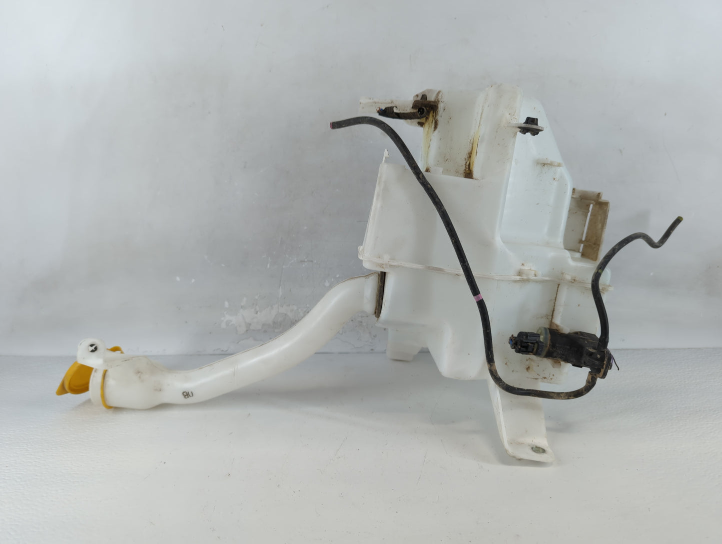 2022 Subaru Legacy Windshield Washer Fluid Reservoir Bottle Oem - Oemusedautoparts1.com
