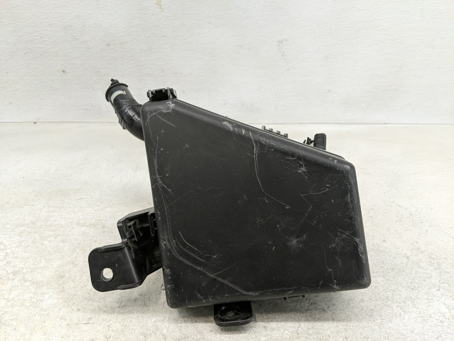 2022 Subaru Xv Fusebox Fuse Box Panel Relay Module P/N:MB504100B Fits OEM Used Auto Parts - Oemusedautoparts1.com