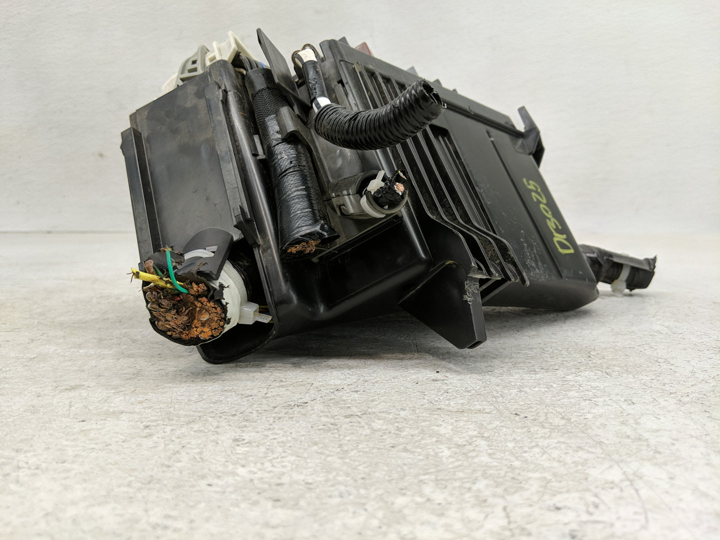 2022 Subaru Xv Fusebox Fuse Box Panel Relay Module P/N:MB504100B Fits OEM Used Auto Parts - Oemusedautoparts1.com