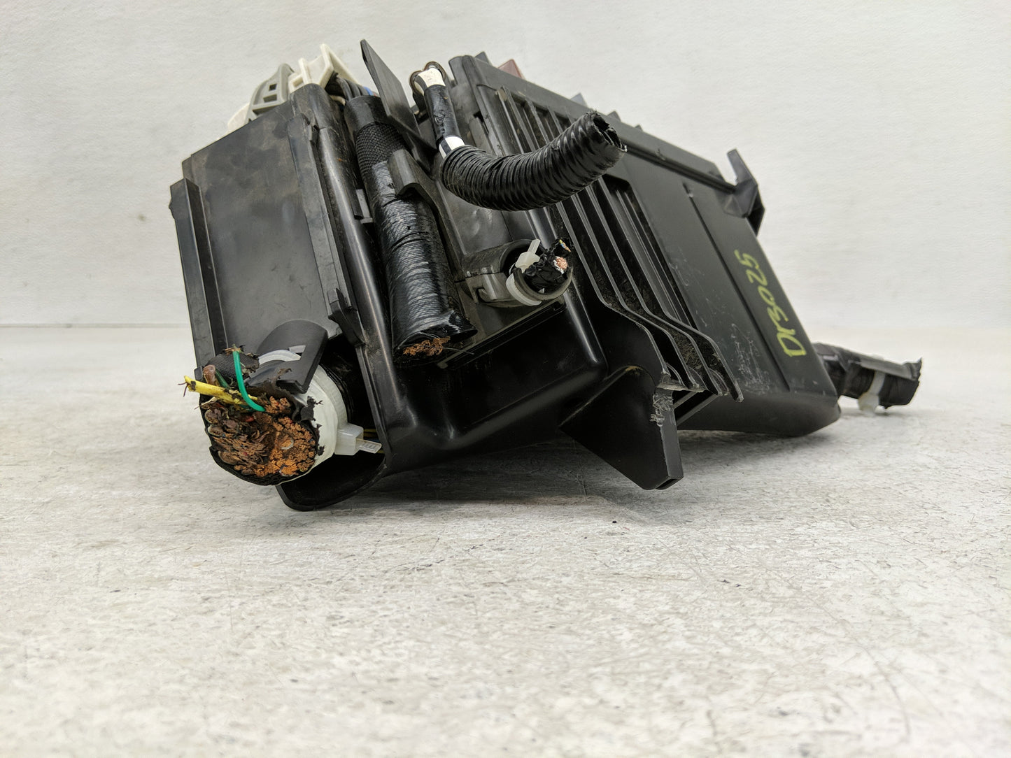 2022 Subaru Xv Fusebox Fuse Box Panel Relay Module P/N:MB504100B Fits OEM Used Auto Parts - Oemusedautoparts1.com