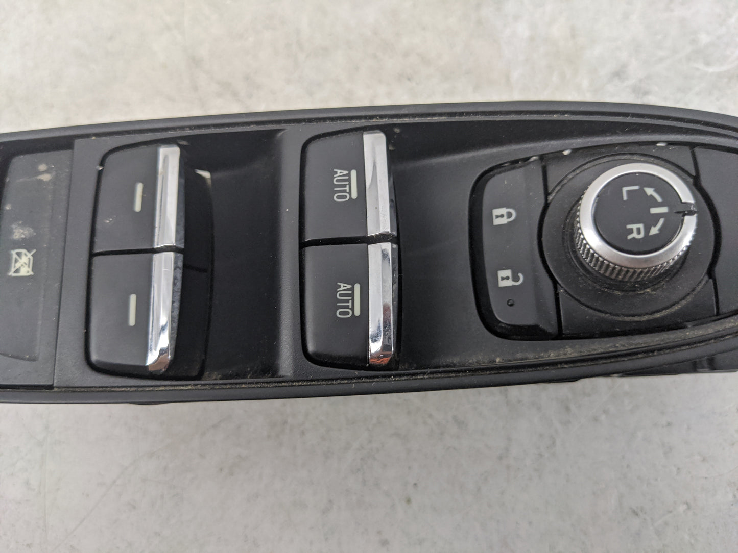 2022 Subaru Xv Master Power Window Switch Replacement Driver Side Left P/N:83071FL690 Fits OEM Used Auto Parts - Oemusedauto