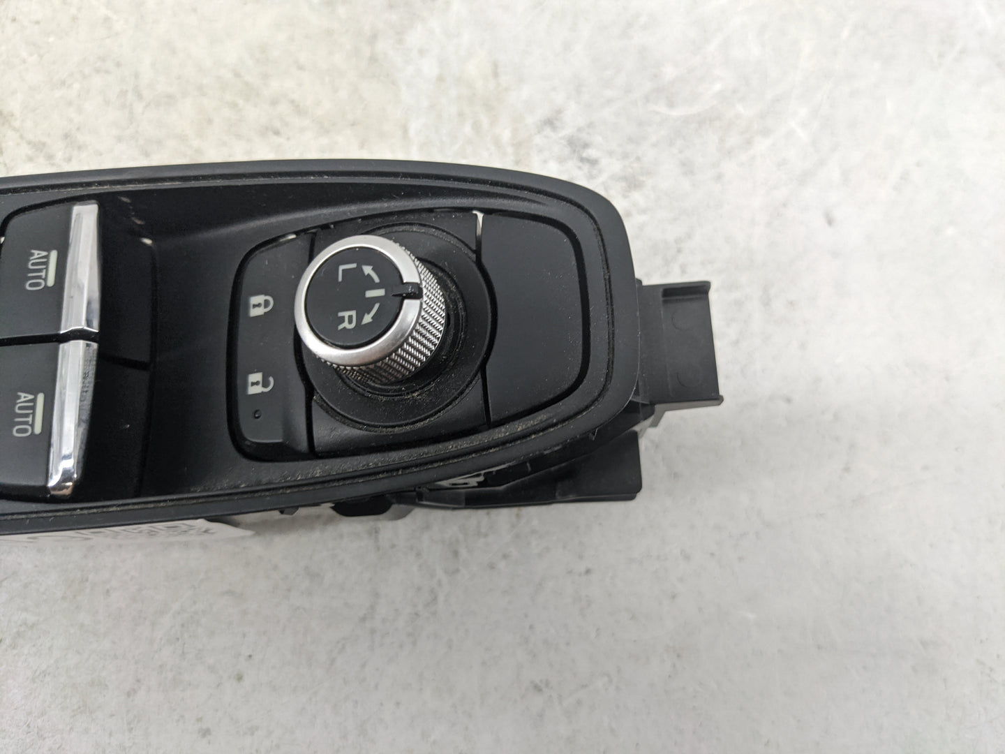 2022 Subaru Xv Master Power Window Switch Replacement Driver Side Left P/N:83071FL690 Fits OEM Used Auto Parts - Oemusedauto