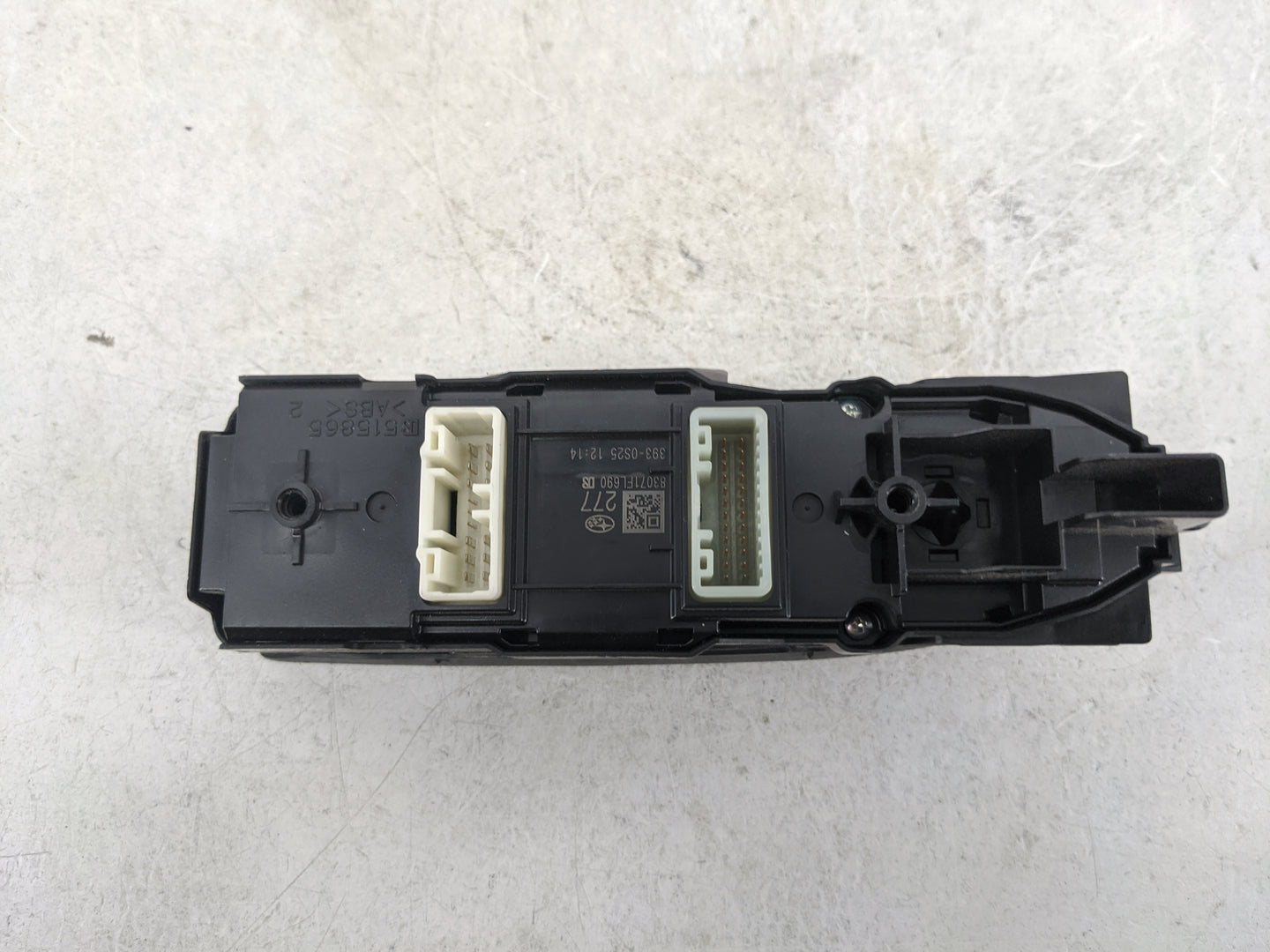2022 Subaru Xv Master Power Window Switch Replacement Driver Side Left P/N:83071FL690 Fits OEM Used Auto Parts - Oemusedauto
