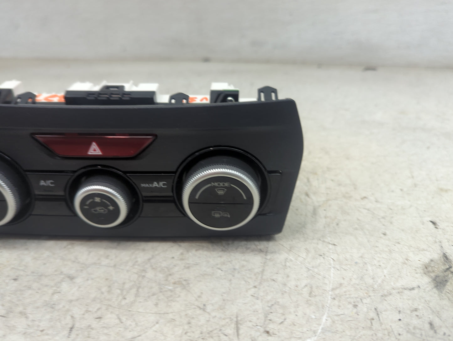 2022 Subaru Xv Climate Control Module Temperature AC/Heater Replacement P/N:72311FL750 237050-3491 Fits OEM Used Auto Parts 