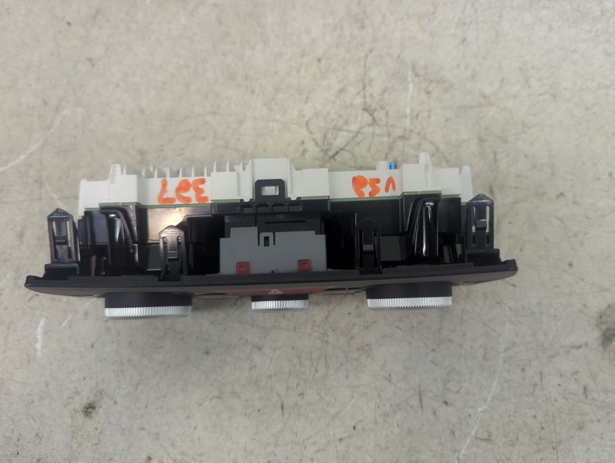 2022 Subaru Xv Climate Control Module Temperature AC/Heater Replacement P/N:72311FL750 237050-3491 Fits OEM Used Auto Parts 