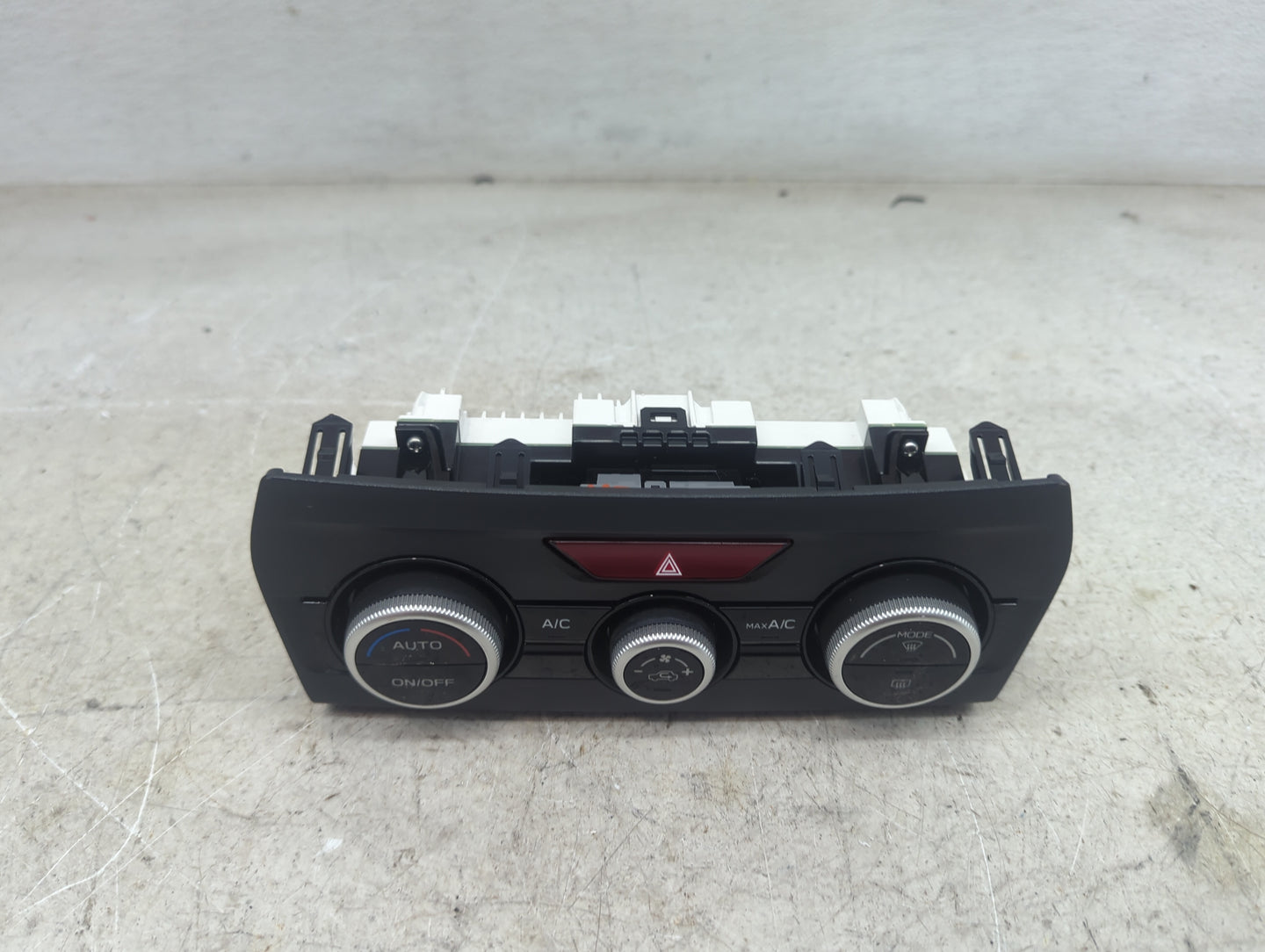 2022 Subaru Xv Climate Control Module Temperature AC/Heater Replacement P/N:72311FL740 237050-3501 Fits OEM Used Auto Parts 
