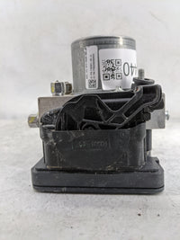 2022 Tesla Model 3 ABS Pump Control Module Replacement P/N:1044745-00-B 0265956665, 0265257793 Fits OEM Used Auto Parts - Oe